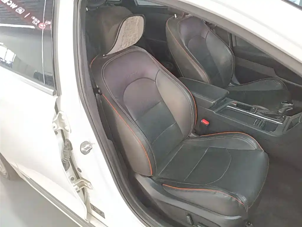 Hyundai Sonata 2015 — фото 25