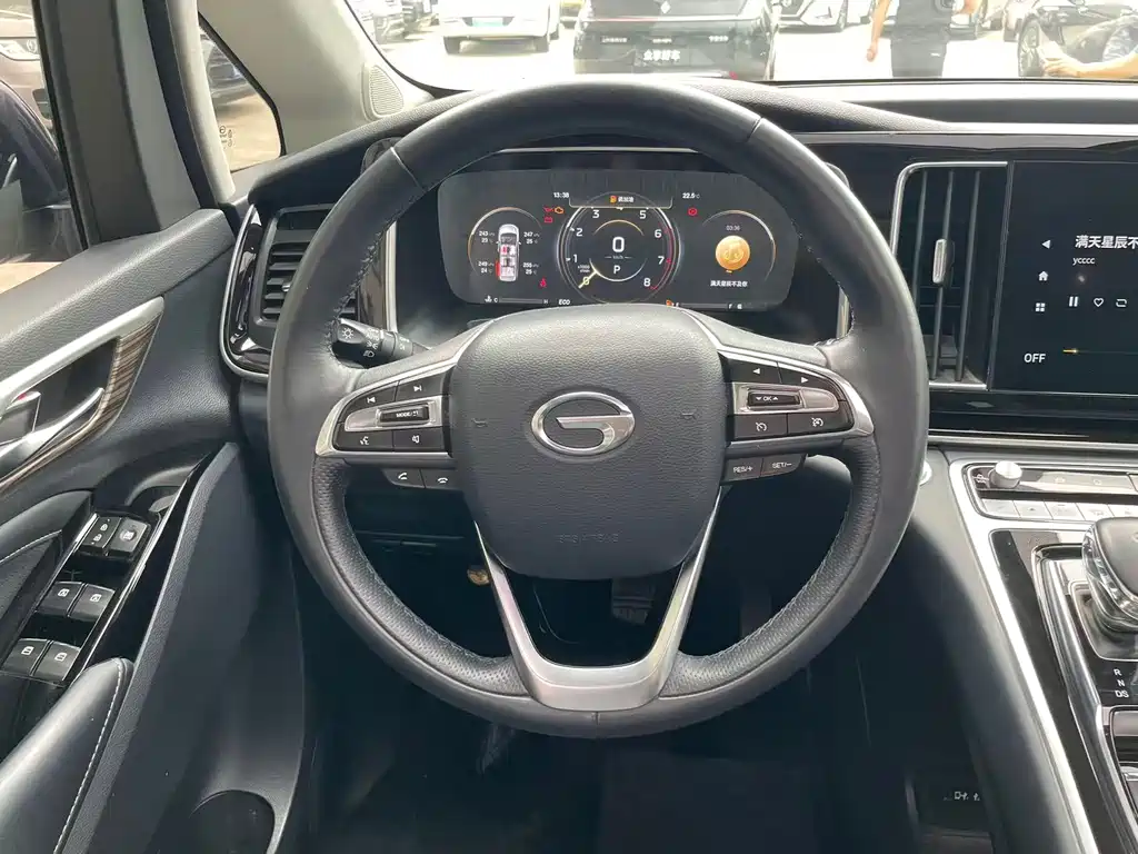 GAC Motor Trumpchi M8 2021 — фото 16