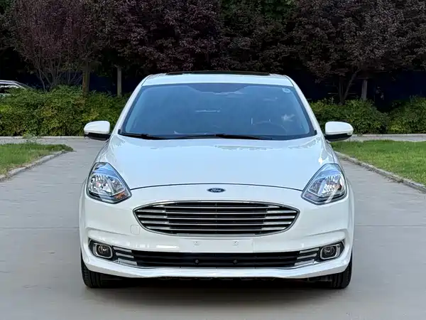 Ford Escort 2019