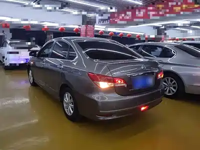 Nissan Sylphy 2012