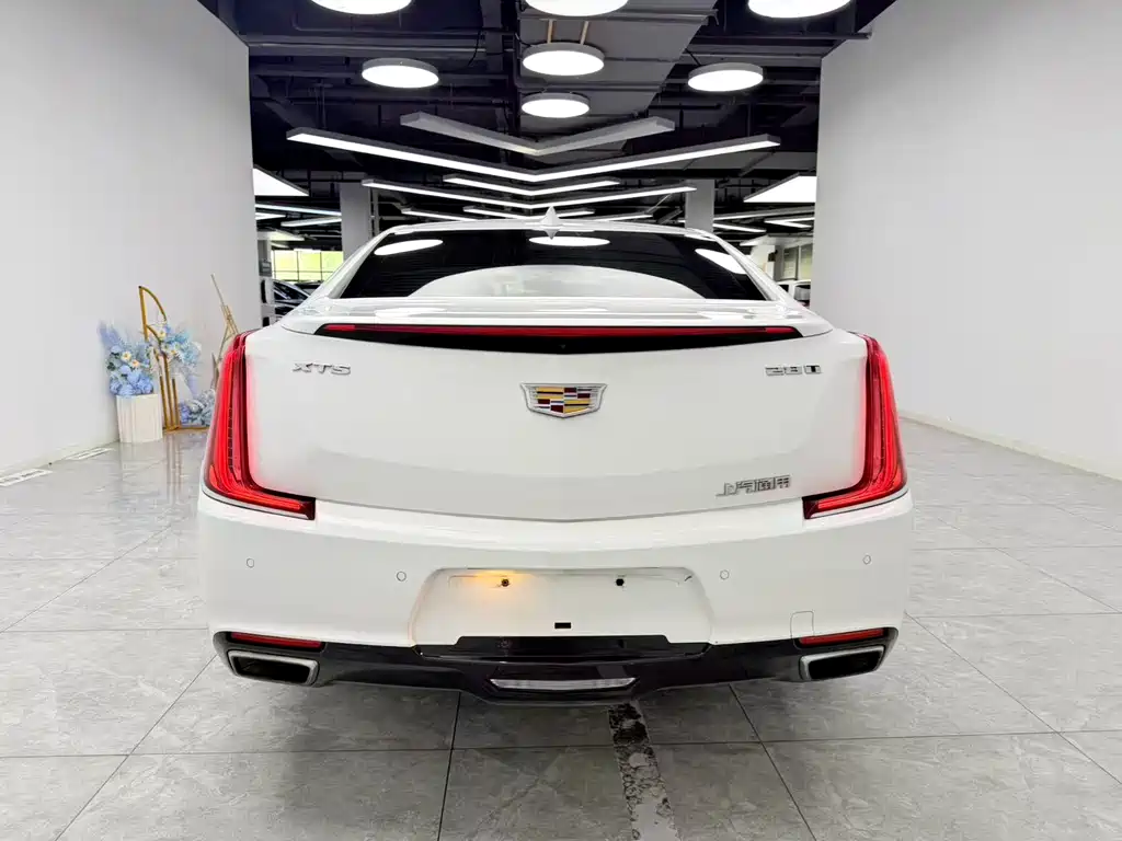 Cadillac XTS 2019 — фото 5
