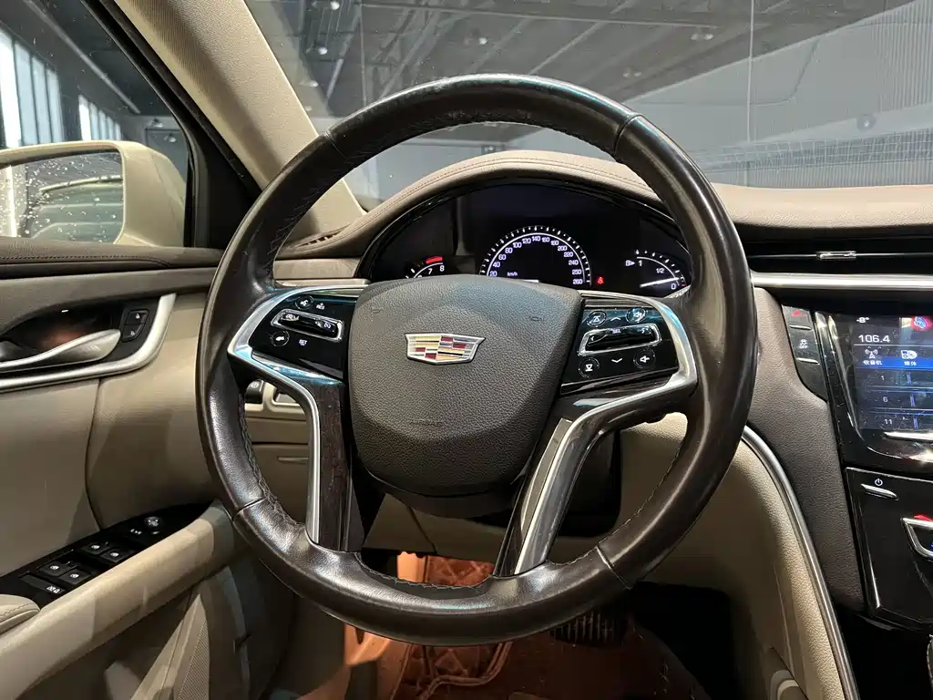 Cadillac XTS 2017 — фото 8