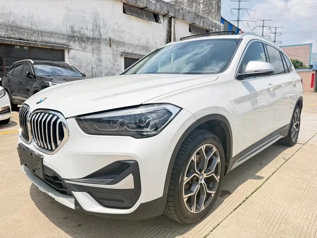 BMW X1 2023 — фото 1