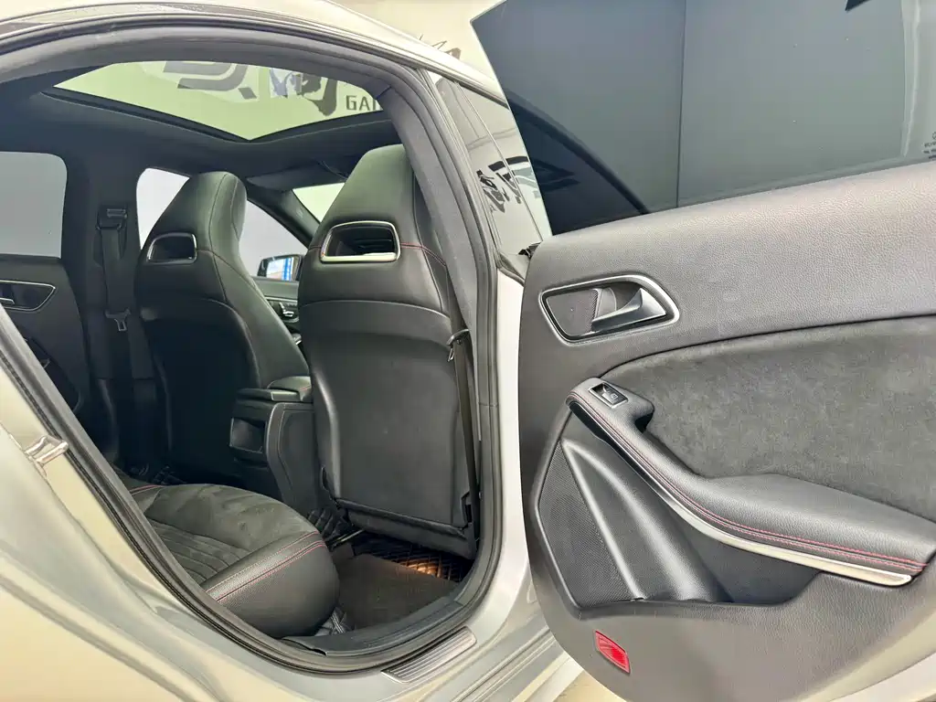 Mercedes-Benz CLA 2018 — фото 10