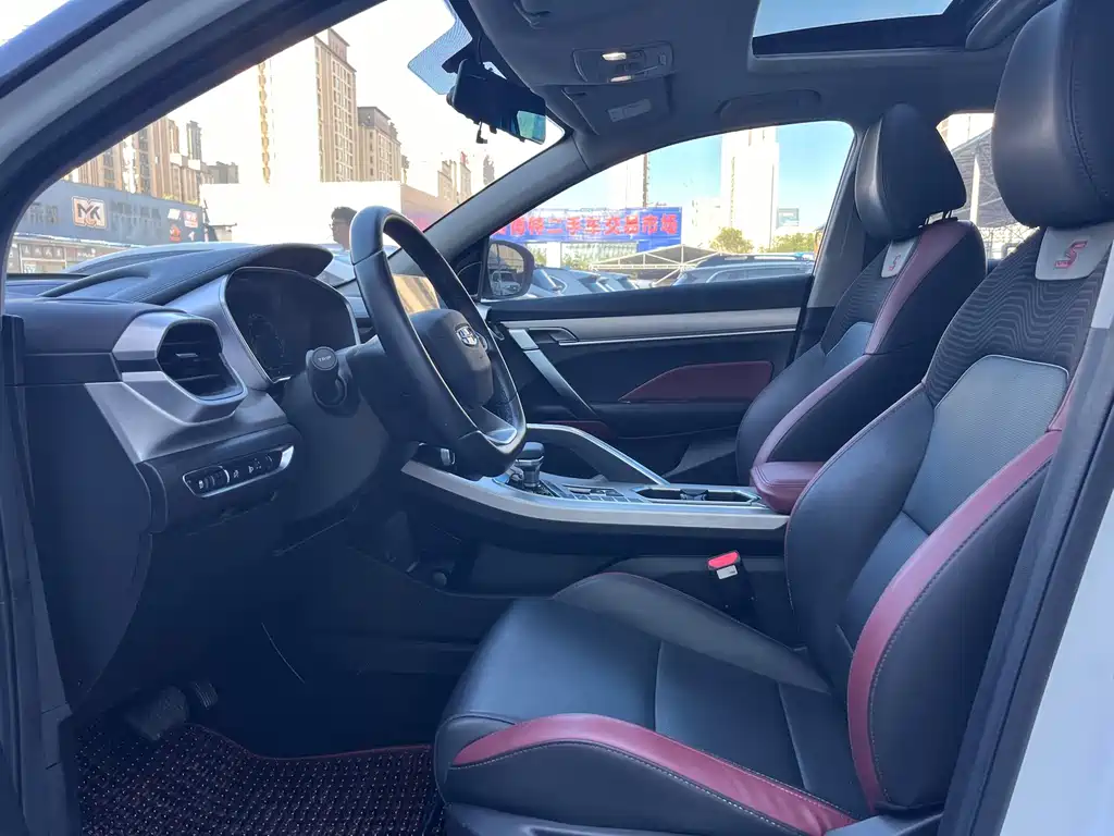 Geely Binyue 2022
