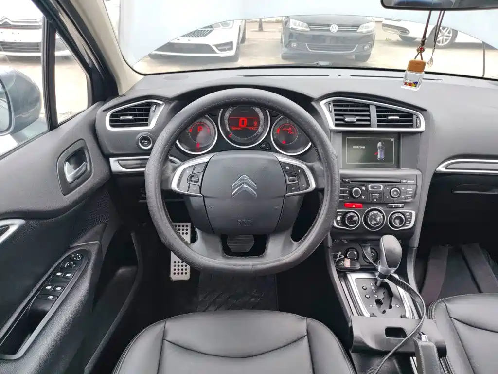 Citroën C4L 2015 — фото 7