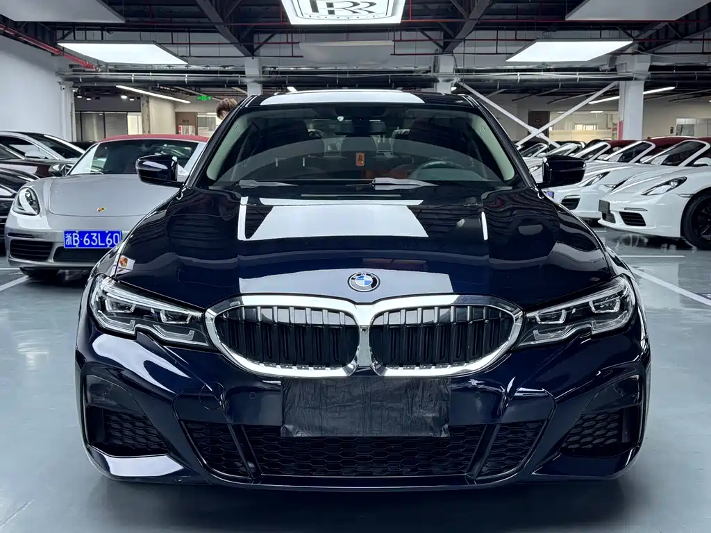 BMW 3 Series 2021