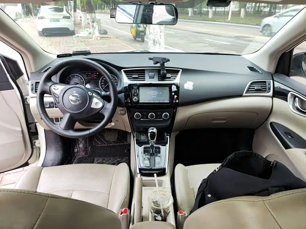 Nissan Sylphy 2018 — фото 10