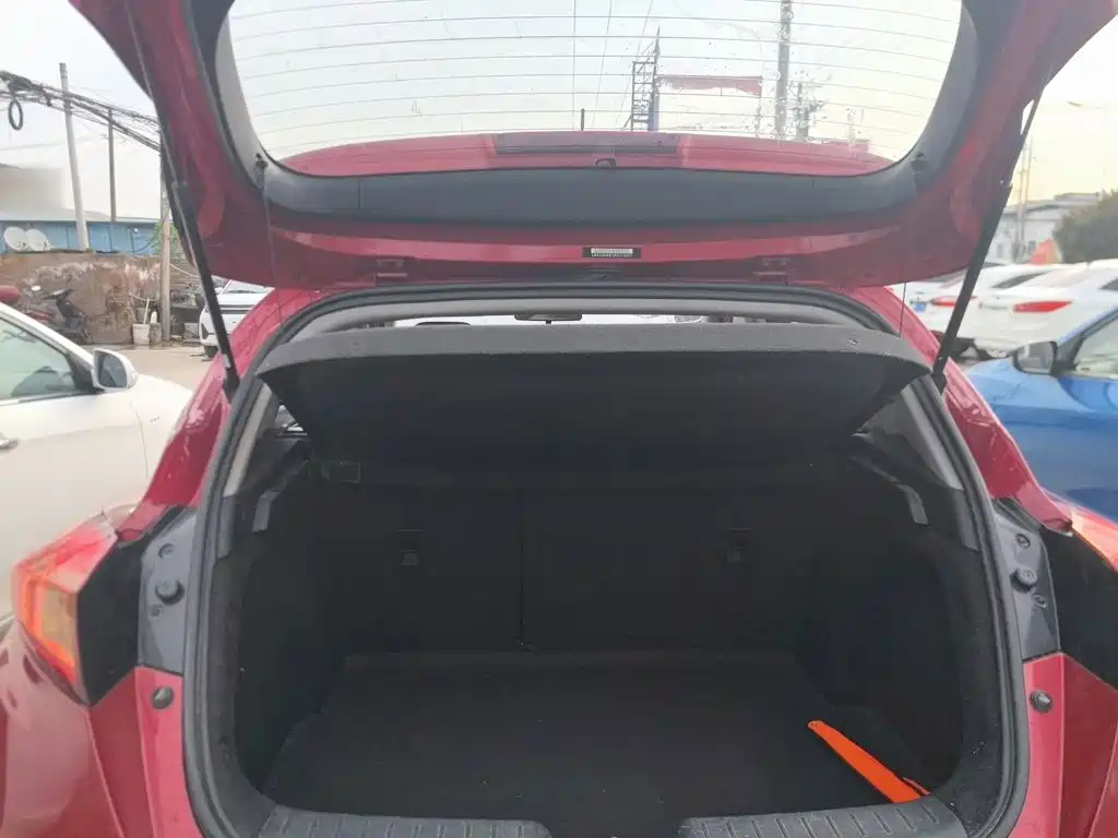 Changan Eado XT 2014 — фото 19