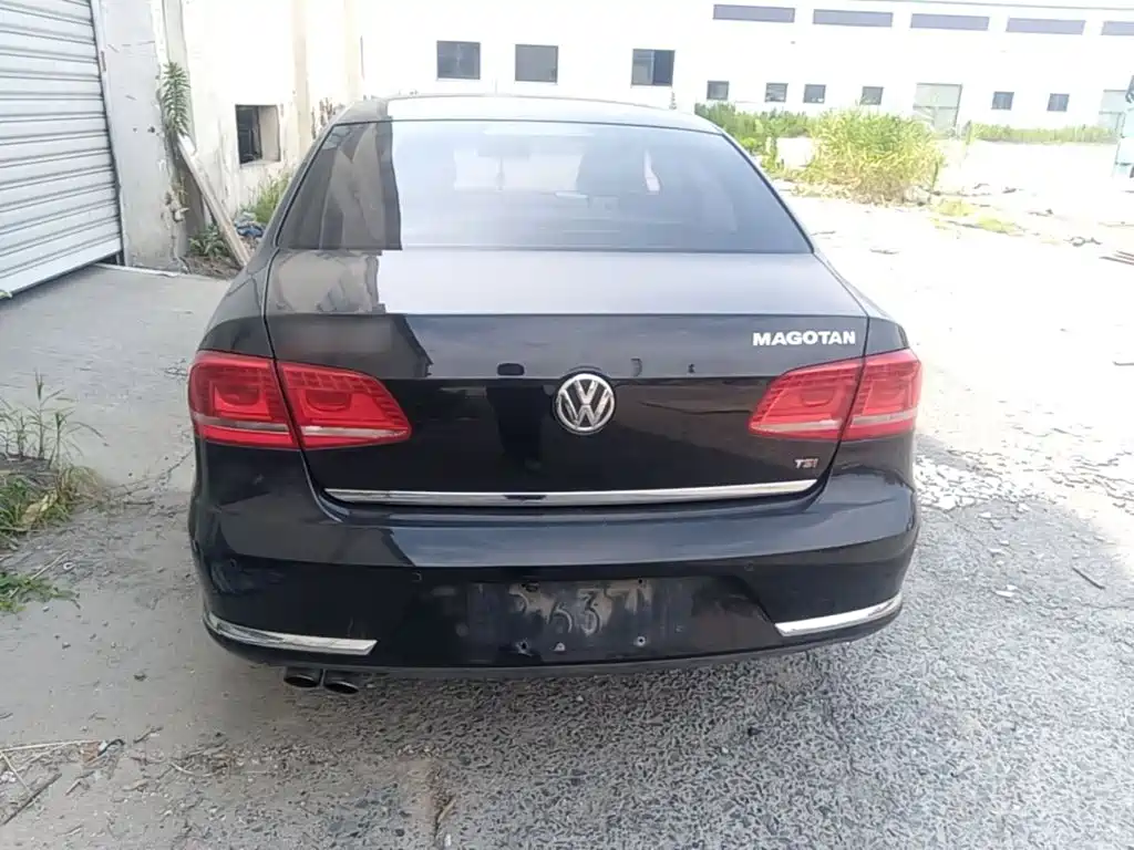 Volkswagen Magotan 2016