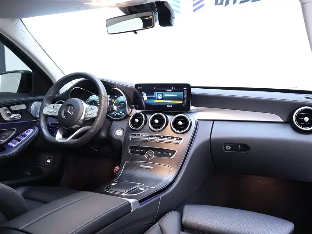 Mercedes-Benz C-Class 2021 — фото 19