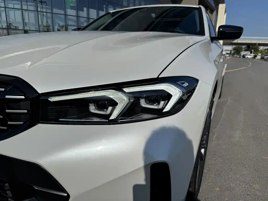 BMW 3 Series 2024