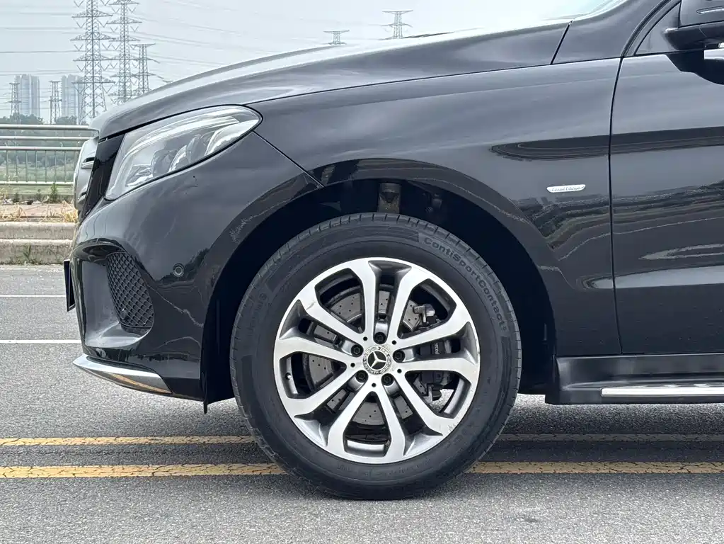 Mercedes-Benz GLE 2019 — фото 4