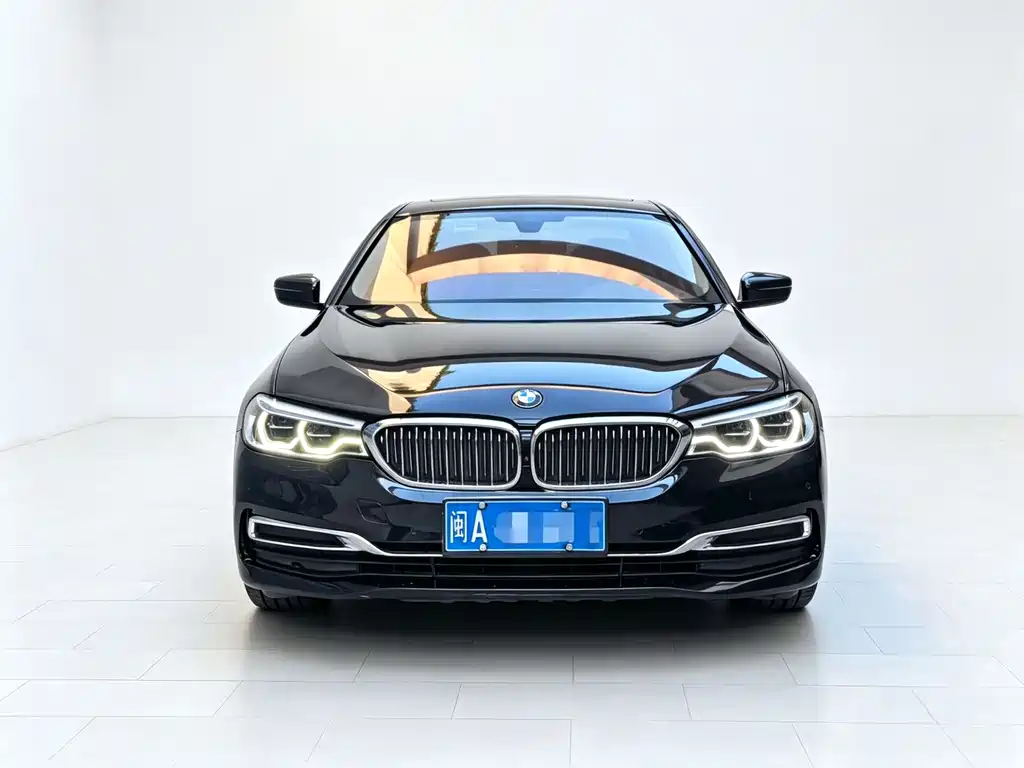 BMW 5 Series 2020 — фото 2