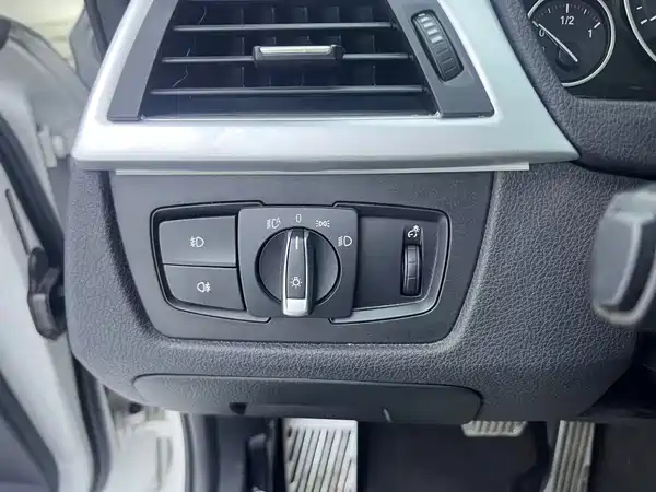 BMW 3 Series 2016