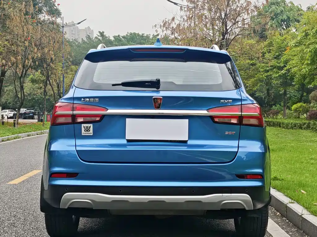 Roewe RX5 2017 — фото 15
