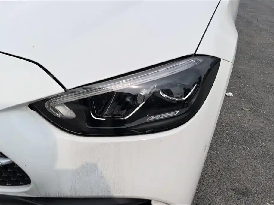 Mercedes-Benz C-Class 2022