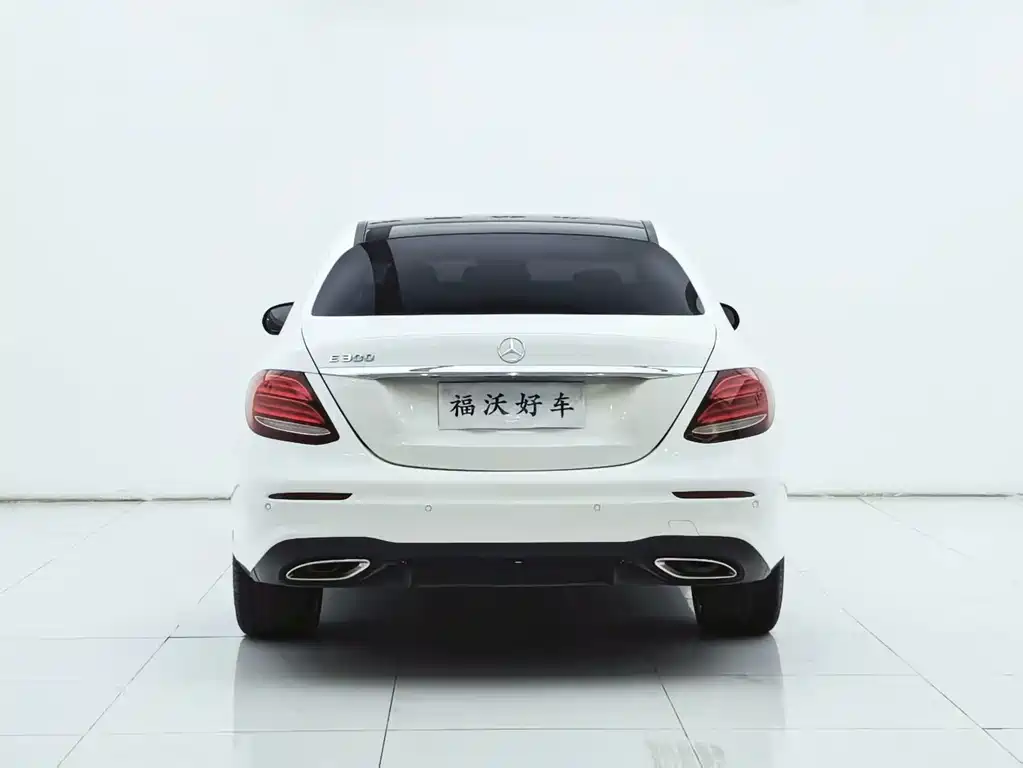 Mercedes-Benz E-Class 2018 — фото 32