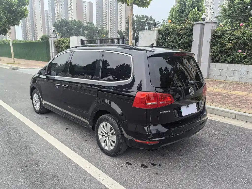 Volkswagen Sharan 2016 — фото 12