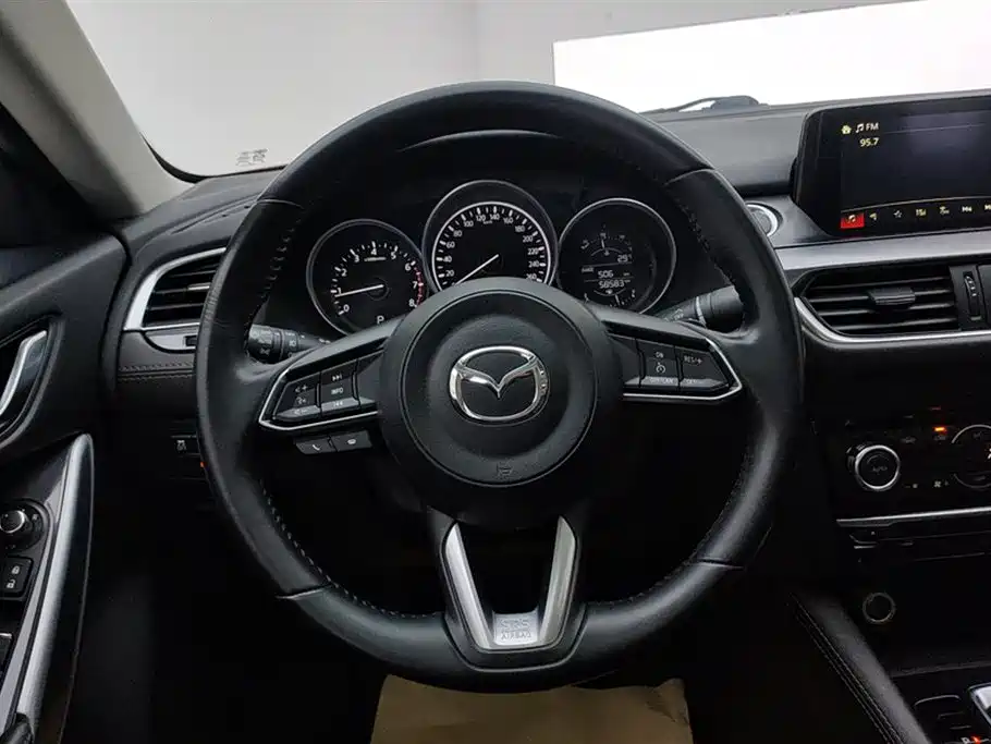 Mazda Atenza 2019 — фото 15