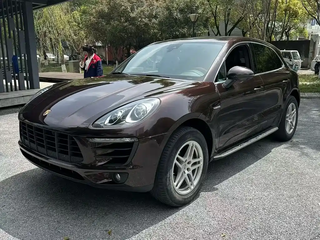Porsche Macan 2018 — фото 1