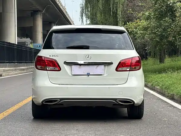 Mercedes-Benz B-Class 2015