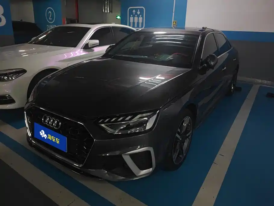 Audi A4L 2021