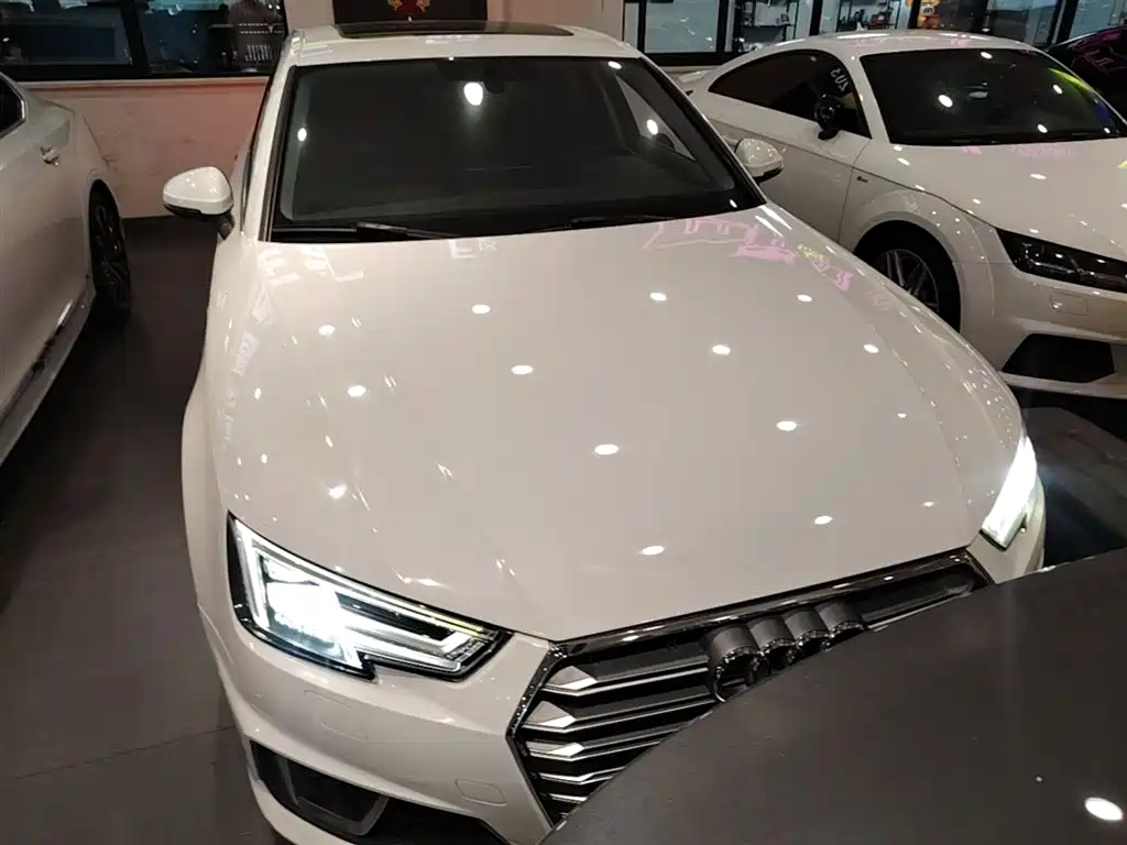 Audi A4L 2019 — фото 3