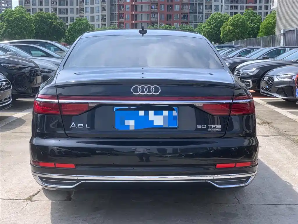 Audi A8 2021