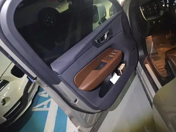 Volvo XC60 2020