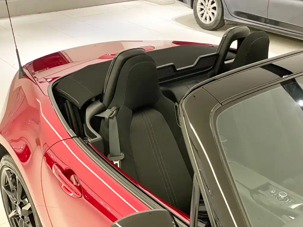 Mazda MX-5 2022 — фото 12