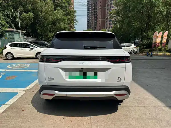 BYD Song L DM-i 2025