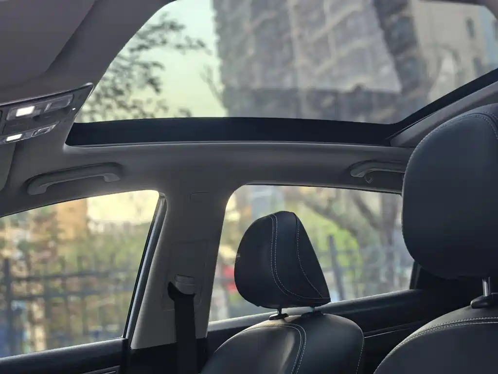 Geely Emgrand GS 2019 — фото 10