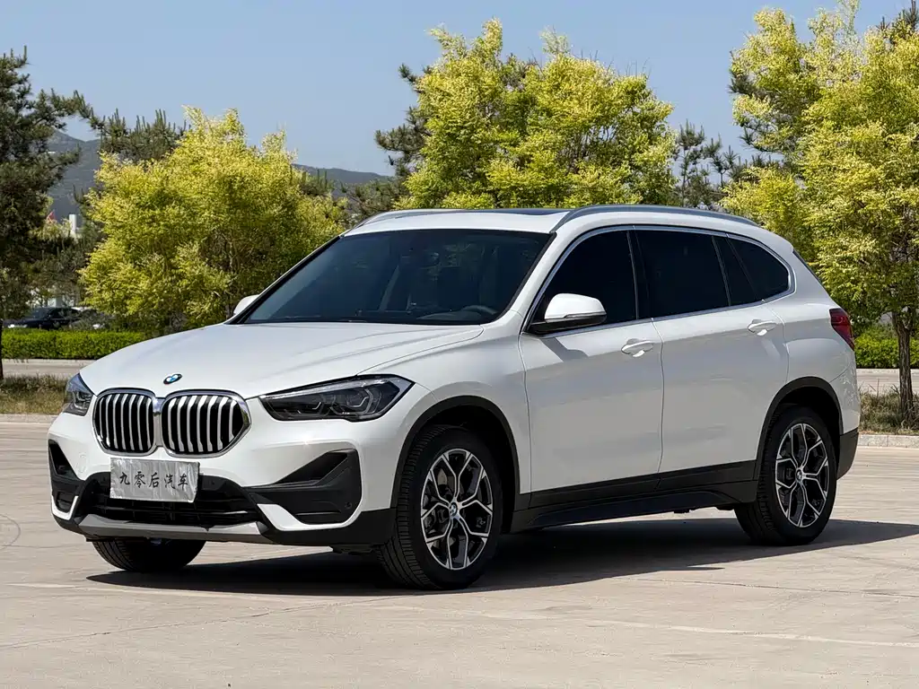 BMW X1 2023 — фото 1
