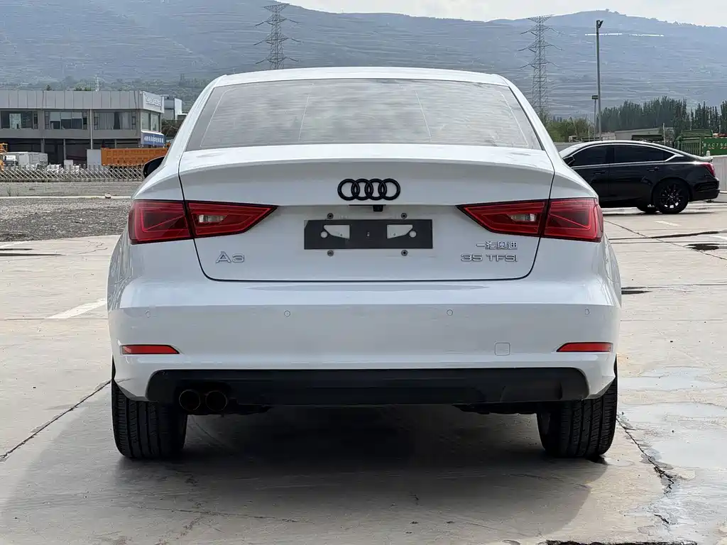 Audi A3 2015 — фото 8