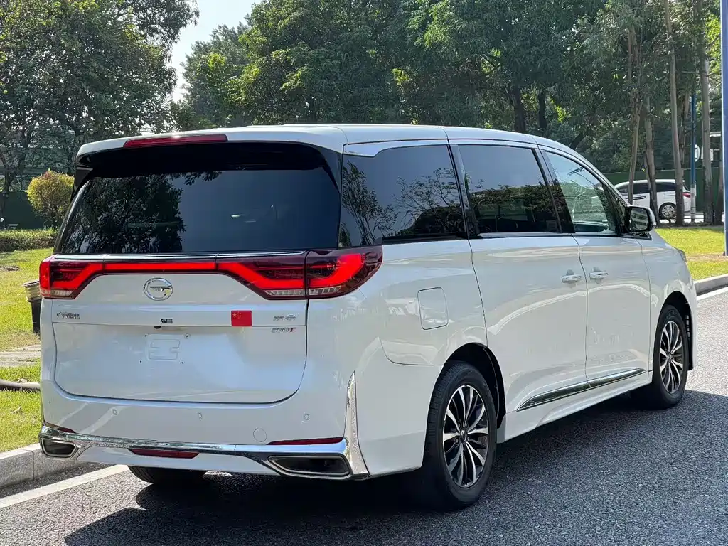 GAC Trumpchi M8 2022 — фото 5