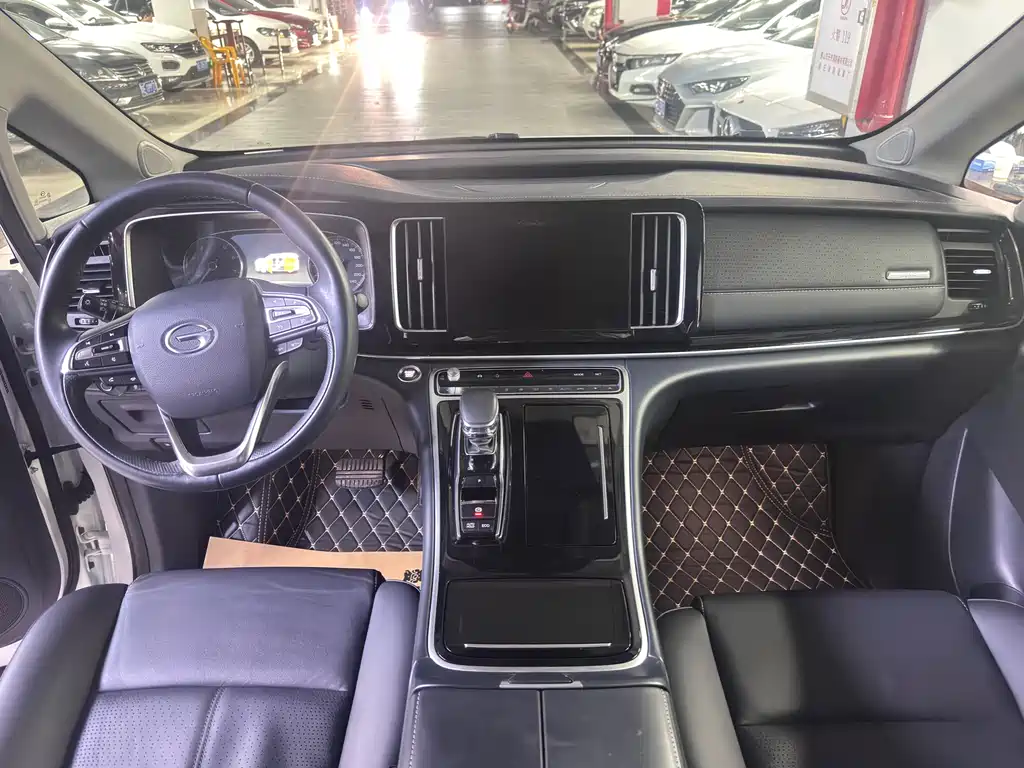 GAC Trumpchi M8 2022 — фото 13