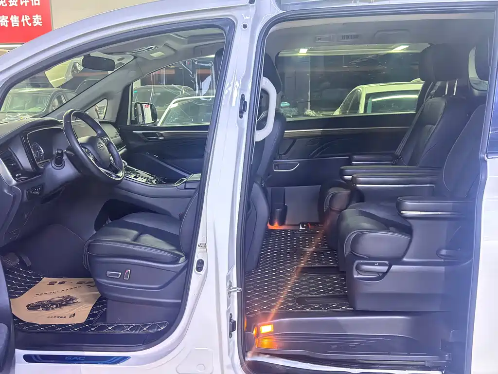 GAC Trumpchi M8 2022 — фото 16