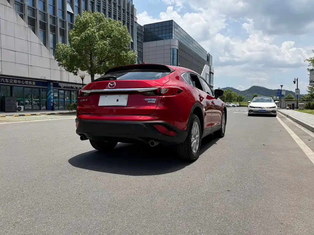 Mazda CX-4 2018
