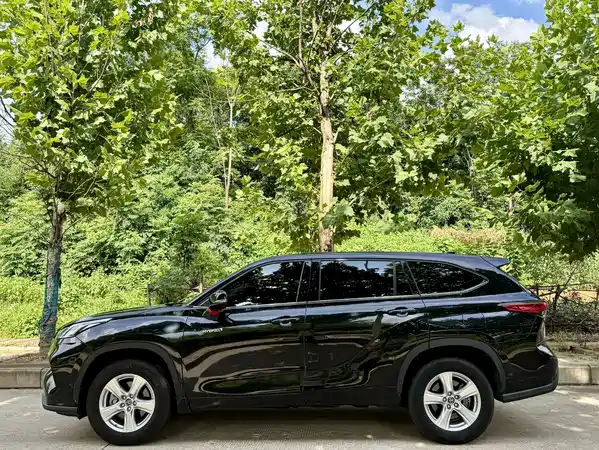 Toyota Highlander 2024
