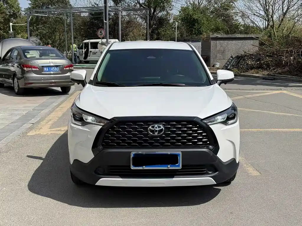 Toyota Corolla Cross 2025 — фото 2
