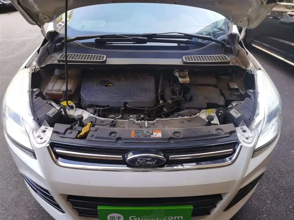 Ford Kuga 2016 — фото 17