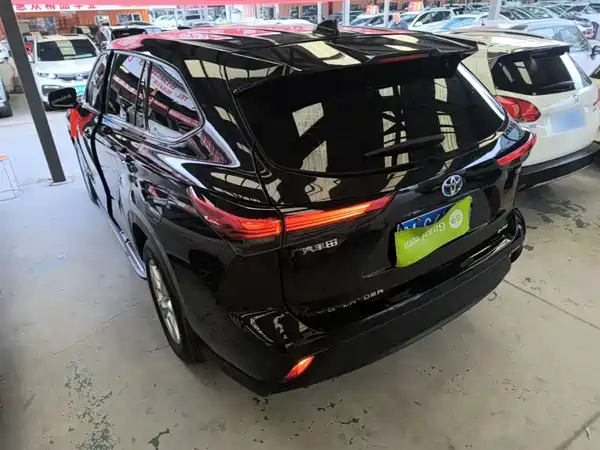 Toyota Highlander 2022