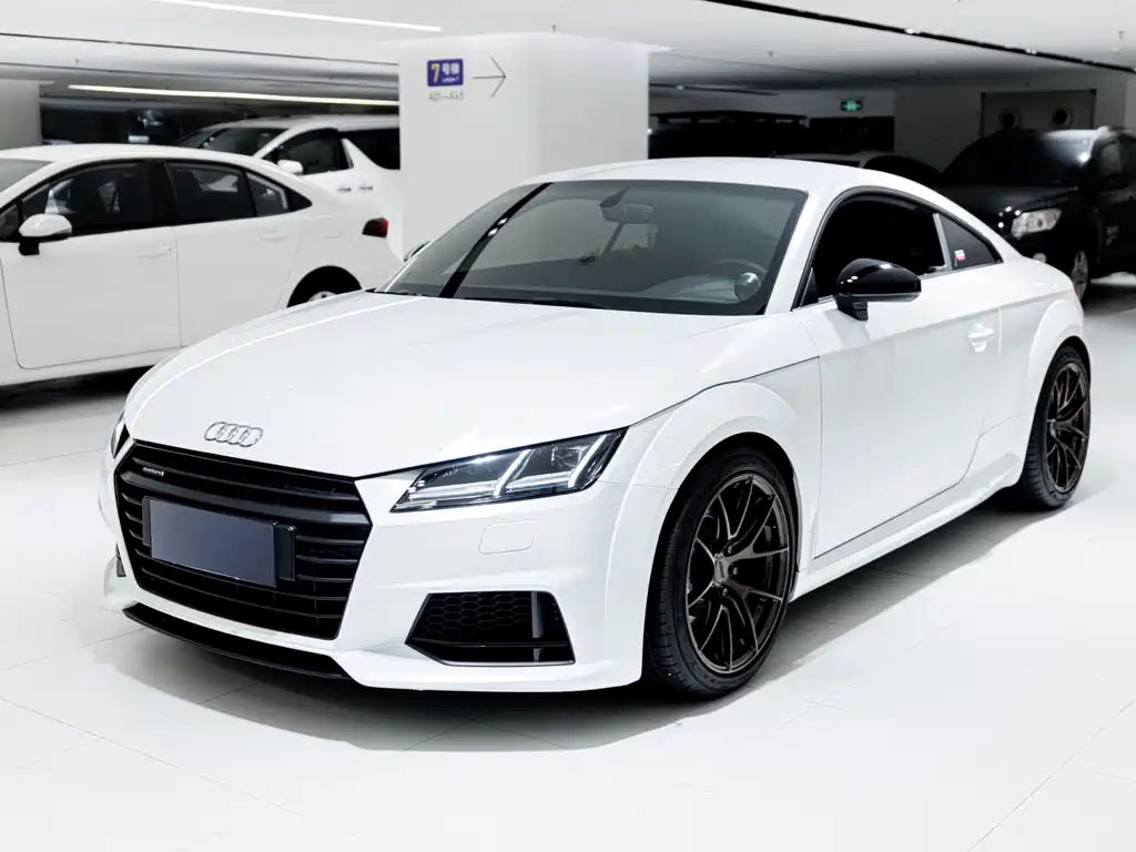 Audi TT 2017 — фото 1