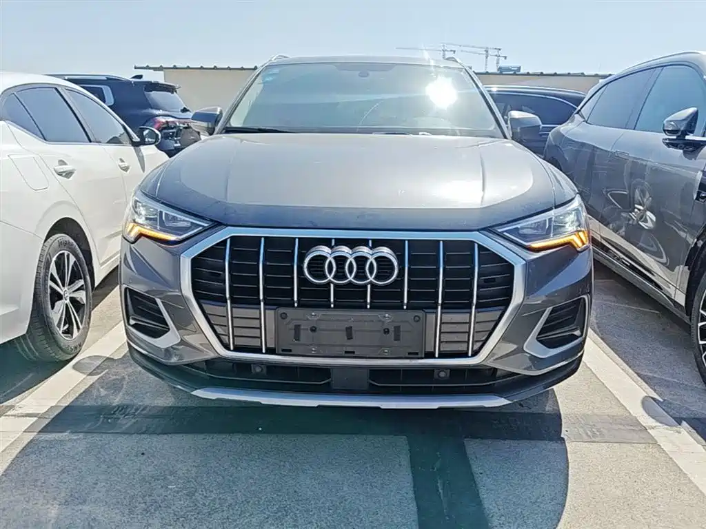 Audi Q3 2019 — фото 3