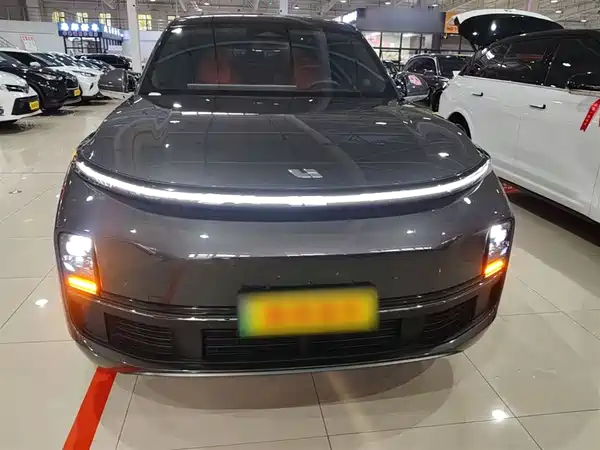 Li Auto L8 2023