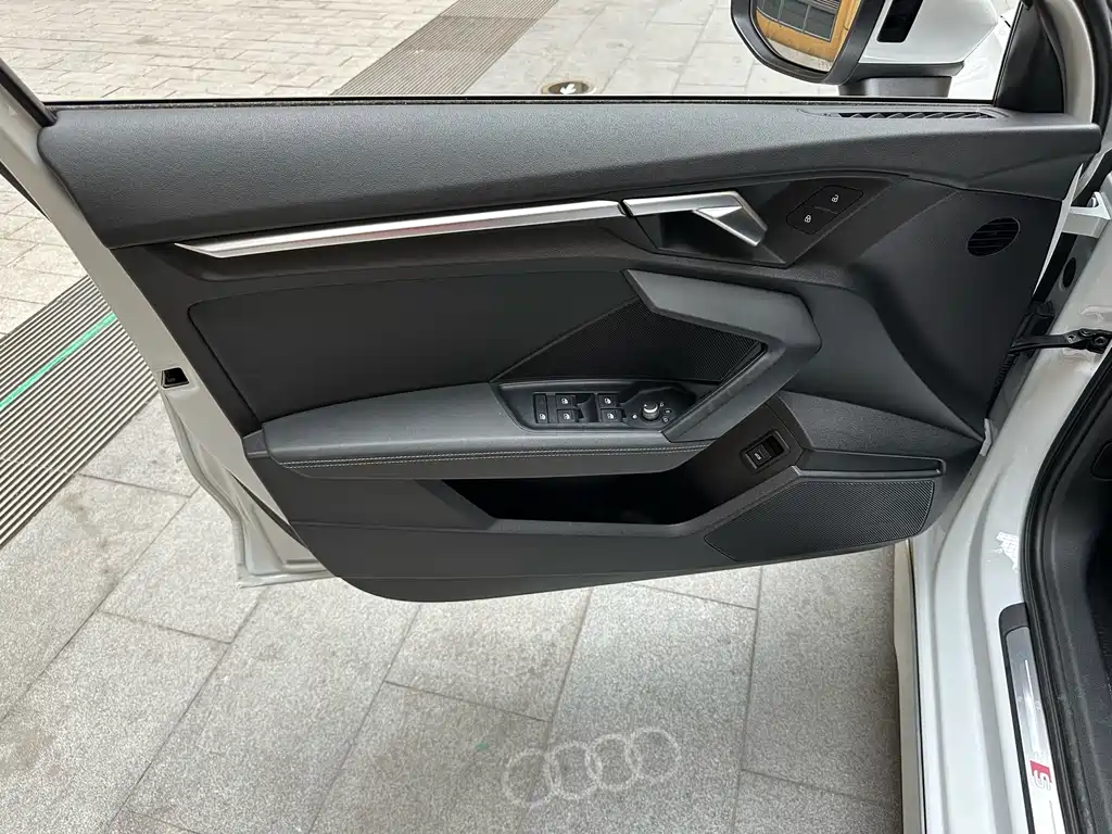 Audi A3 2022 — фото 13