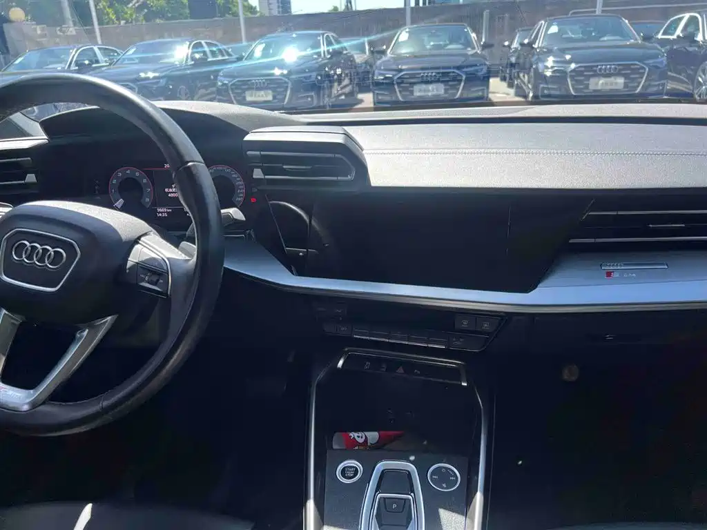 Audi A3 2025 — фото 6