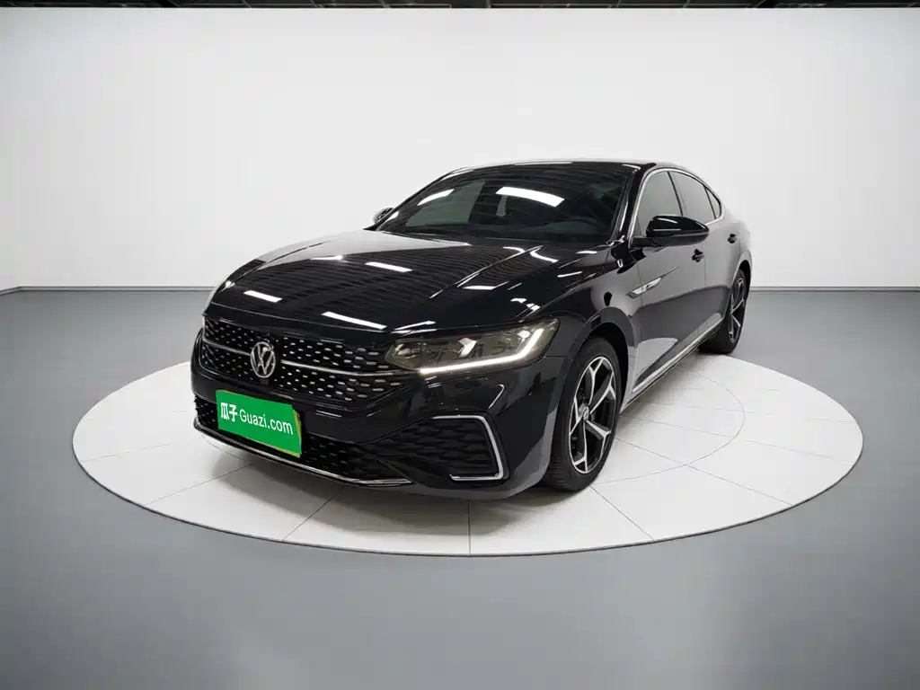 Volkswagen Passat 2024