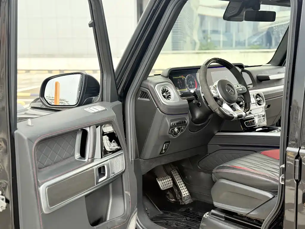 Mercedes-Benz G-Class 2023 — фото 4